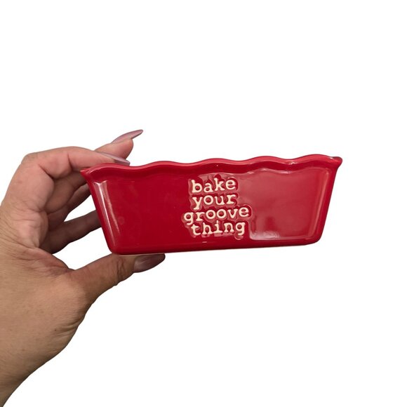 Red Ceramic Mini Loaf Pan Joseph A. Collection Bake Your Groove Thing Oven & Mic - Picture 3 of 6